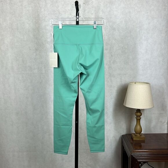 NWT Everlane Mint Green Perform Ankle leggings - Picture 4 of 7